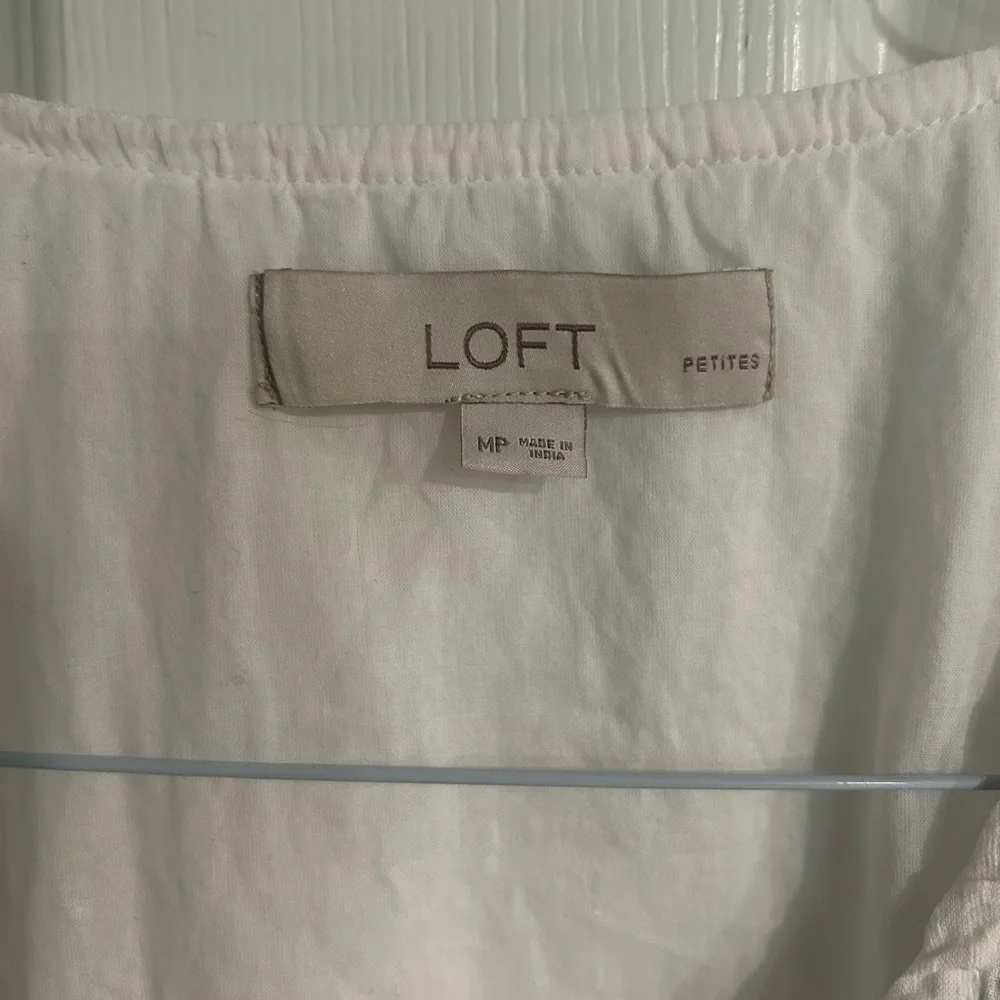 LOFT Floral Embroidered Ruffle Peplum Top Women’s Size Medium - Picture 5 of 9